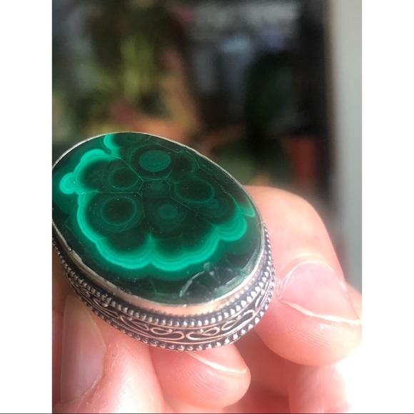 .925 stamped green malachite ring!!! - Picture 5 of 8